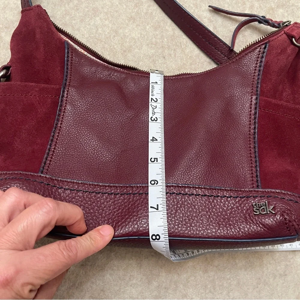 The Sak Marrón Soft Leather and Suede Hobo Zip Shoulder Handbag Purse